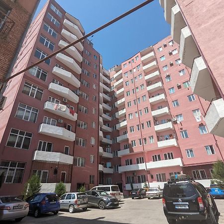 Brand New Apartment In קוטאיסי מראה חיצוני תמונה