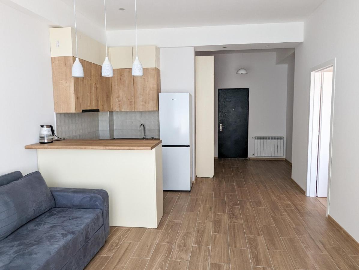Brand New Apartment In קוטאיסי מראה חיצוני תמונה