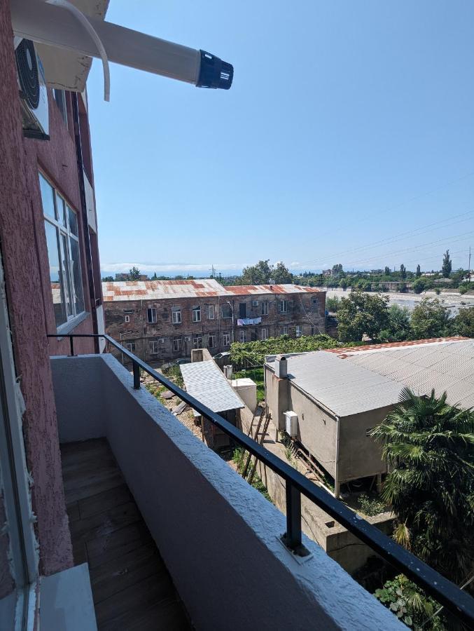 Brand New Apartment In קוטאיסי מראה חיצוני תמונה