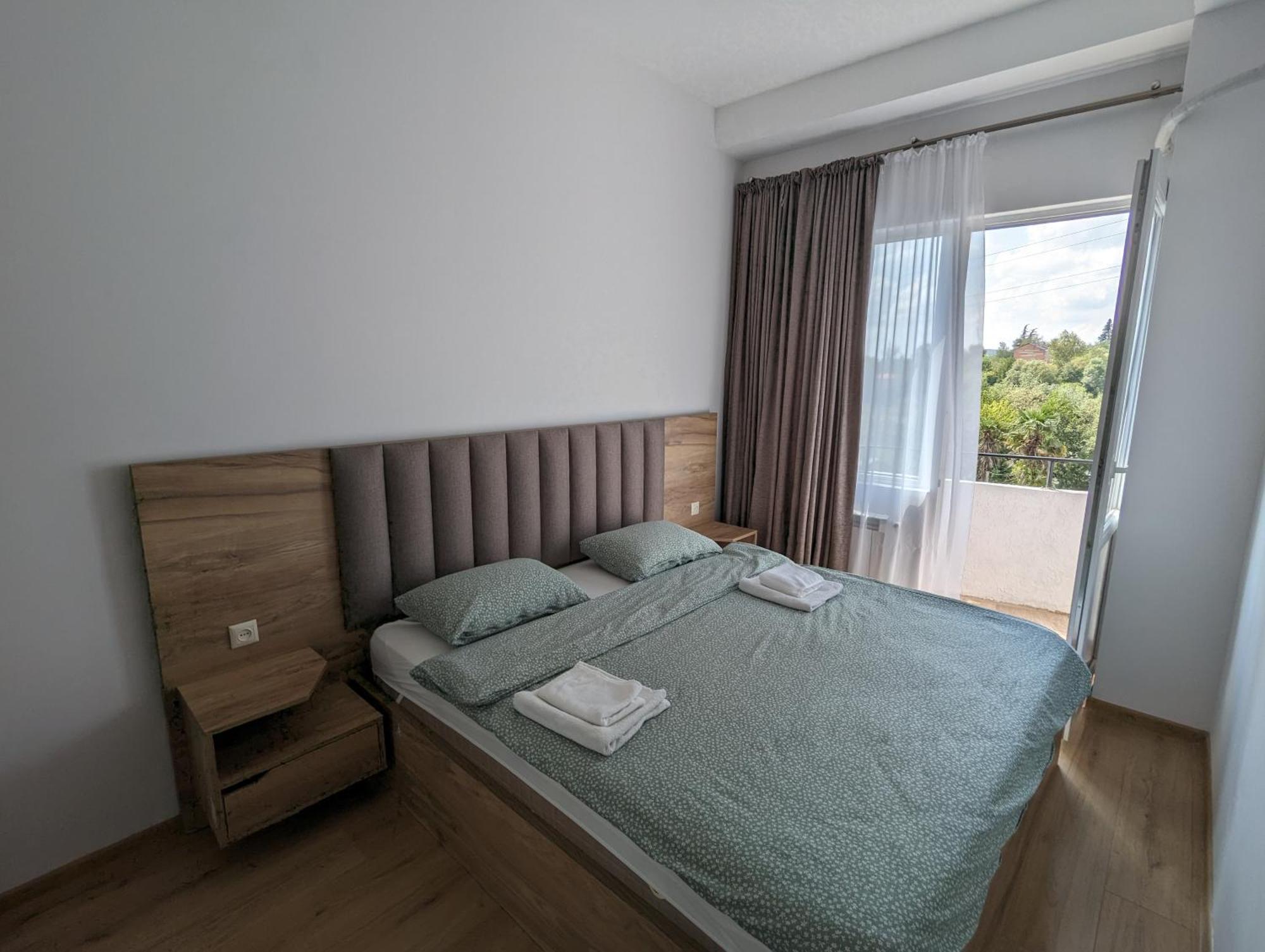 Brand New Apartment In קוטאיסי מראה חיצוני תמונה